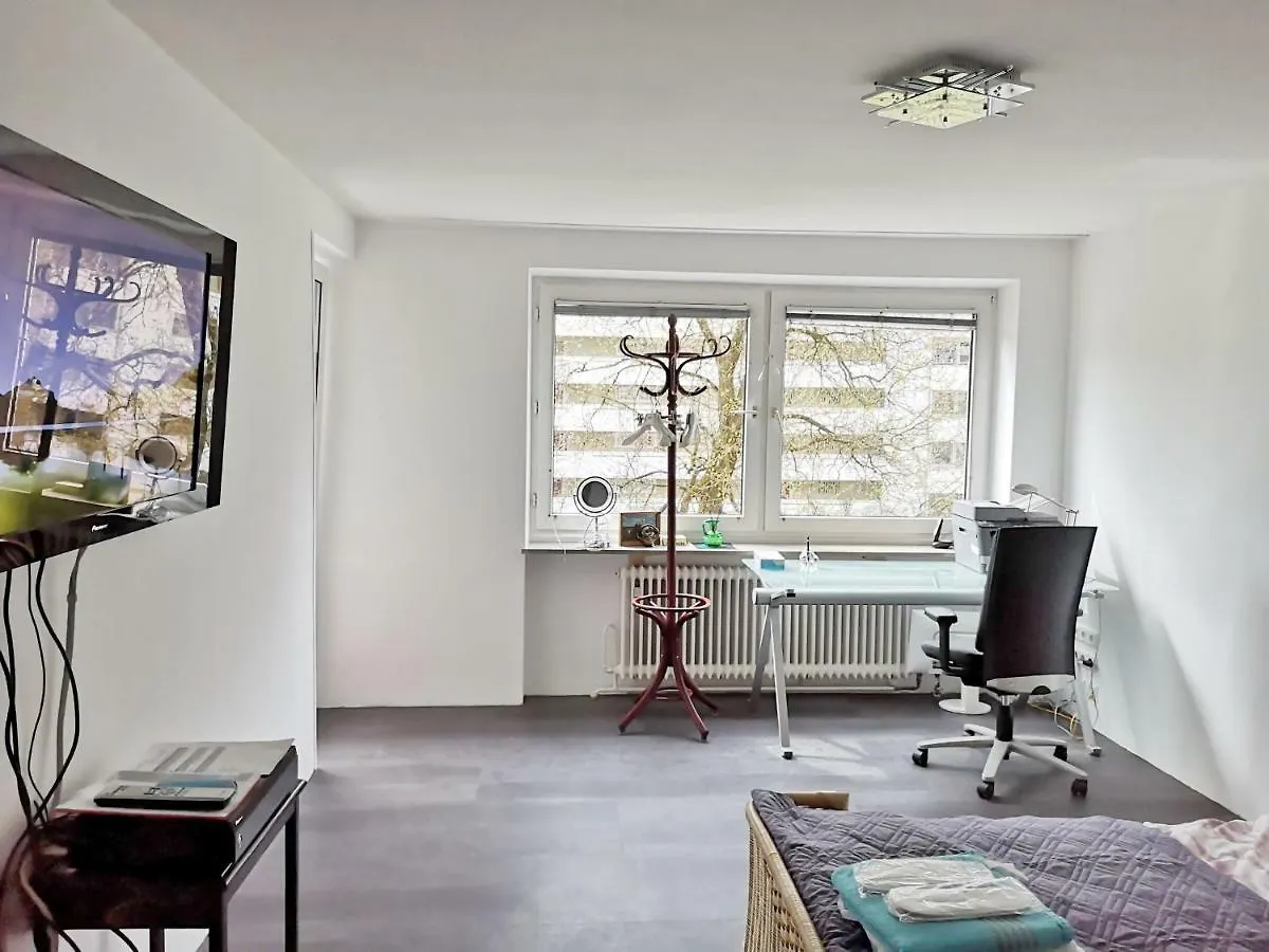 Apartment Near Underground Station ミュンヘン 0*,